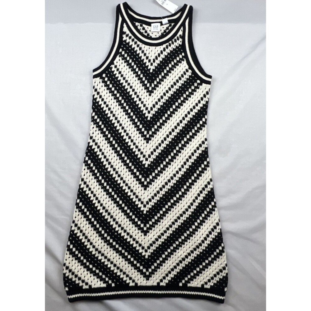 Gap Kids Black And White Chevron Crochet Knit Large NWT